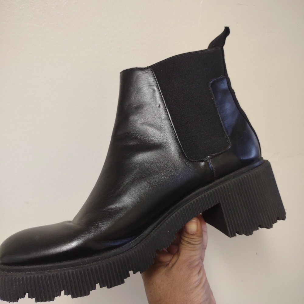 Zara Women's Black Leather Chunky Lugsole Ankle Booties Boots Size 40 - Picture 12 of 12
